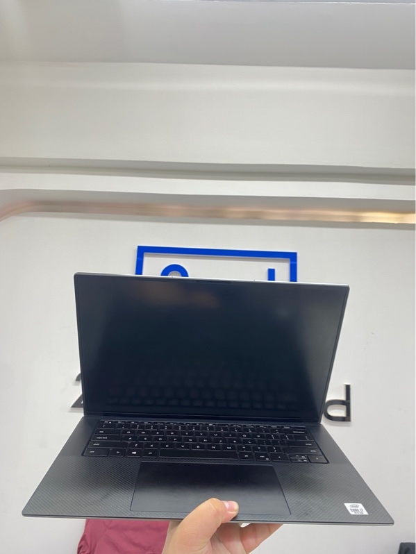 Laptop Dell Precision 5550 - I7 10750H - 32/512ssd Quadro T2000 - Màu xám - Pin 78% - Ngoại hình 98% - Màn ám hồng, cấn nhẹ 2 góc - Kèm sạc