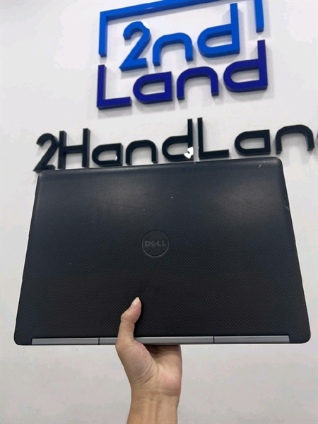 Laptop Dell Precision 7510 - i7 6820HQ - Card quadro M1000M - Ram 16/240 GB SSD - Màu đen - Ngoại hình 96% - Liệt phím F3 , màn phản quang chết pixel , pin chai phồng , camera hư - Kèm sạc