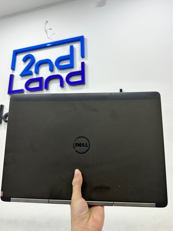 Laptop Dell Precision 7510 - Màn cảm ứng - Màn FHD-60Hz - CPU Intel Xeon E3-1535 v5 GPU NVIDIA Quadro M2000M - Ram 16/512GB SSD (81%) - Pin 91% - Màu đen - Ngoại hình 97% - Màn ám theo thời gian sử dụng - Kèm sạc