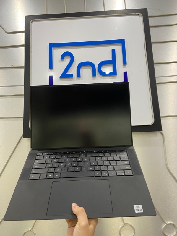 Laptop Dell Prescision 5550 - i7 1075H - Ram 16/521GB - Quadrp T2000 - Pin 96% - Màu đen - Ngoại hình: 98% - Màn ám hồng - Kèm sạc