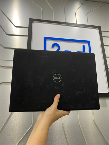 Laptop Dell Vostro 14-3468 - I3-7020U - UHD Graphics 620 - Ram 4/128GB SSD - Pin chai - Màu đen - Ngoại hình: 97% - Màn ám viền hồng nhẹ, 1 chấm phản quang nhẹ, cam hư - Body - Kèm sạc - không bảo hành