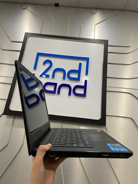 Laptop Dell Vostro 14 - i3-7100 - Ram 8GB SSD 240GB - Pin 75% - Màu đen - Ngoại hình: 98% - Loa nhỏ - Kèm sạc 2