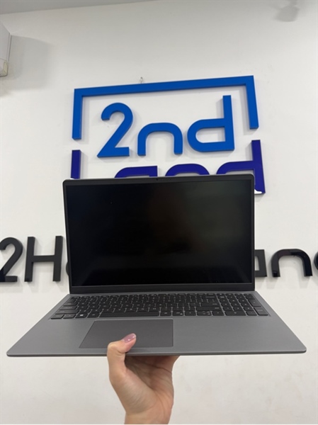 Laptop Dell Vostro 15 3530 - i3 1305U - 16/2TB SSD - Màu xám - Pin 100% - Ngoại hình 98% - Màn hồng nhẹ - Kèm sạc 2
