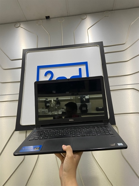 Laptop Dell Vostro 15-3568 - i5-7200U - Radeon R5 M420 - Ram 4/128GB SSD - Màu đen - Ngoại hình: 97% - Mất 1 ốc mặt D, pin hư, màn in phím, nhiều đốm phản quang, hở sáng, ám hồng - Kèm sạc - bán không bảo hành 1
