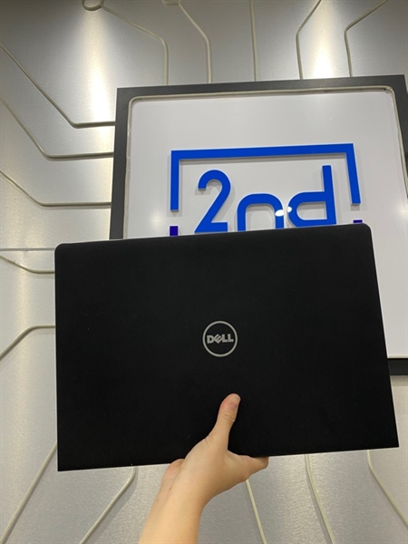 Laptop Dell Vostro 15-3568 - i7-7500U - Ram 16/250 120GB SSD - Pin chai - Màu đen - Ngoại hình: 97.5% - Màn ám viền hồng, 2 chấm nhỏ phản quang - Body - Kèm sạc