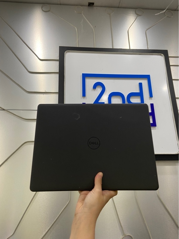 Laptop Dell Vostro 3400 - i5-1135G7 - Ram 8/256GB SSD - Pin 100% thay new - Màu đen - Ngoại hình: 97% - phản quang 2 chấm , phản quang màn đen - Kèm sạc