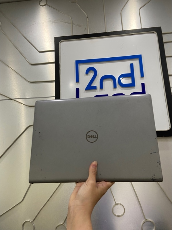 Laptop Dell Vostro 3420 - i5 1235U - 8/512GB SSD - Pin 57% - Màu xám - Ngoại hình: 97% - Trầy xước xung quanh, nứt khung màn, màn sọc, ám đen viền nặng, phản quang nhiều, ám phím - Kèm sạc