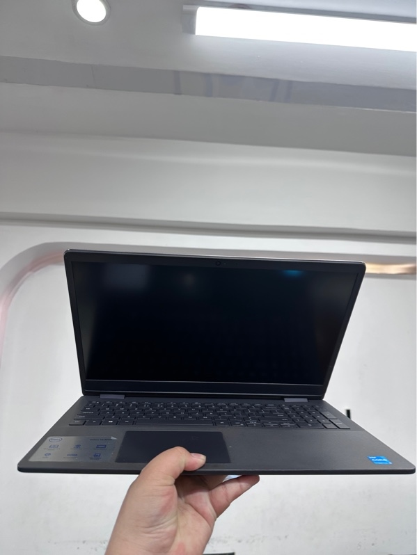 Laptop Dell Vostro 3500 - I3 1115G4 - 8/256gb - Màu đen - Pin thay 100% - Ngoại hình 97% - Kèm sạc (linh kiện)