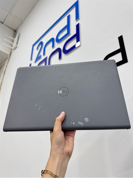 Laptop Dell Vostro 3520 - i5-1235u - 16/512GB SSD - Pin 80% - Ngoại hình 97% - Màn xướt mèo nhẹ , vỏ trầy - Body, kèm sạc