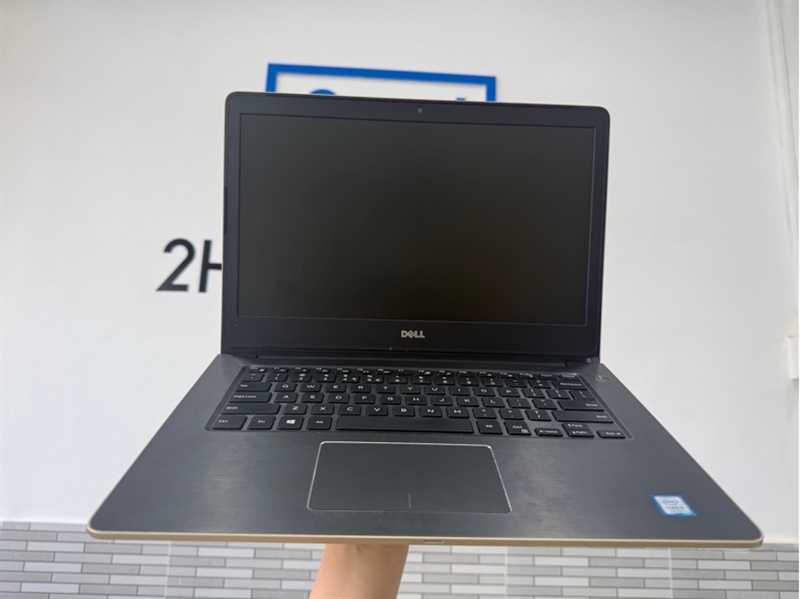 Laptop Dell Vostro 5468 - i5-7200U - 4/500GB - SSD - Màu đen - Ngoại hình 98% - Pin chai - Một chấm phản quang, màn ám vàng - Kèm sạc 1