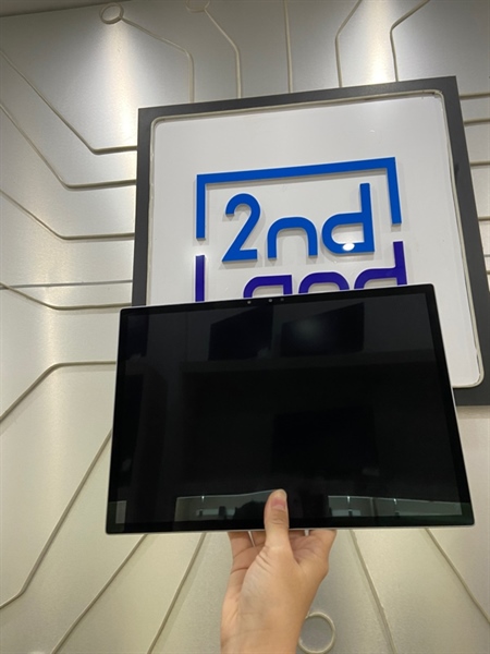 Laptop Dell XPS 13 9315 2 in 1 - i7-1250U - Ram 16/512GB SSD - Pin 70% - Màu xanh dương - Ngoại hình: 97% - Cấn góc, trầy cạnh sườn - Kèm sạc