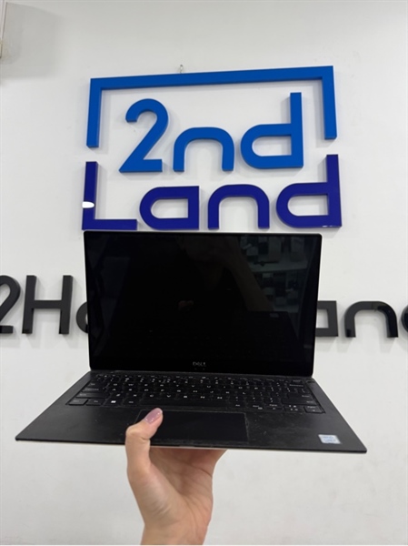 Laptop Dell XPS 13 9370 - i7 8550U - 8/256GB SSD - màn 4K touch - 60Hz - Màu bạc - Pin 80% - Ngoại hình 97% - Vỏ C chảy nhựa - Kèm sạc 2