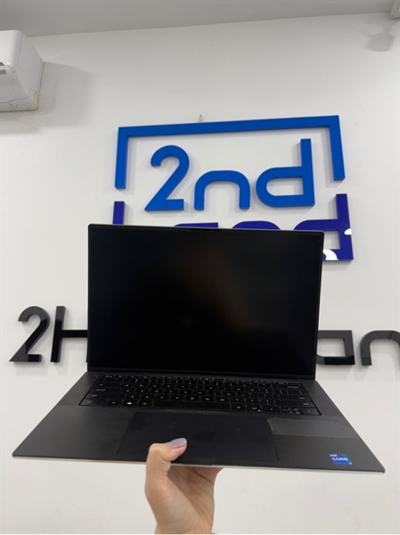Laptop Dell XPS 15 9510 - i7 11800H/RTX3050Ti - 16/512GB SSD - Màu bạc - Pin 59% - Ngoại hình 97% - Màn viền ám xanh , hở sáng nhẹ góc trái , cấn góc nhẹ - Kèm sạc 2