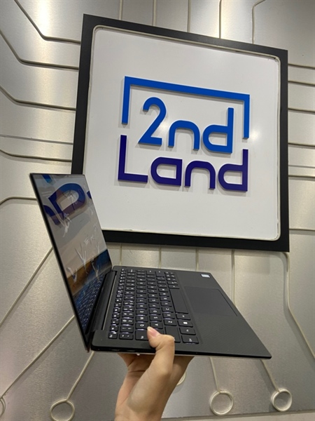 Laptop Dell XPS13 9380 - i7-8665U - Ram 16/512GB SSD ( tình trạng tốt ) - Màn cảm ứng - Pin 92% - Màu bạc - Ngoại hình 98% - Kèm sạc 2