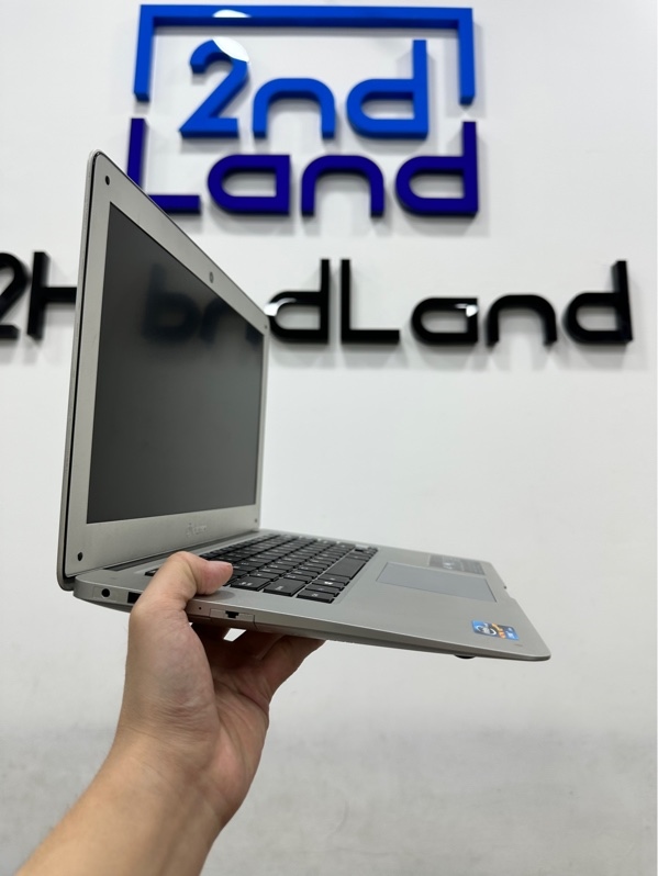 Laptop Dere D3 - Chip celeron J1900 - Ram 4/128GB SSD(99%) - Pin hư - Màu bạc - Ngoại hình 97% - Kèm sạc