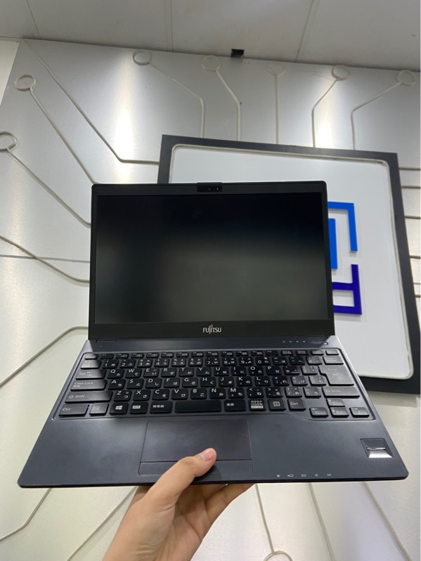 Laptop Fujitsu FMVC07007 - Nội Địa Nhật - TouchPad đơn điểm- Intel Celeron CPU 3865U- Ram 8/128GB SSD - Pin 47% - Màn ám viền vàng 2 bên nặng viền, ám xanh viền dưới, viền tróc sơn - Kèm sạc - Không bảo hành