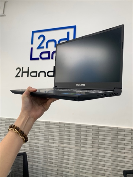 Laptop Gigabyte G5 (KF5) - i5-13500H - RTX 4060 8GB - 16/512GB - Màu đen - Pin 94% - Ngoại hình: 98% - Màn ám hồng + phản quang - Body, kèm sạc 2