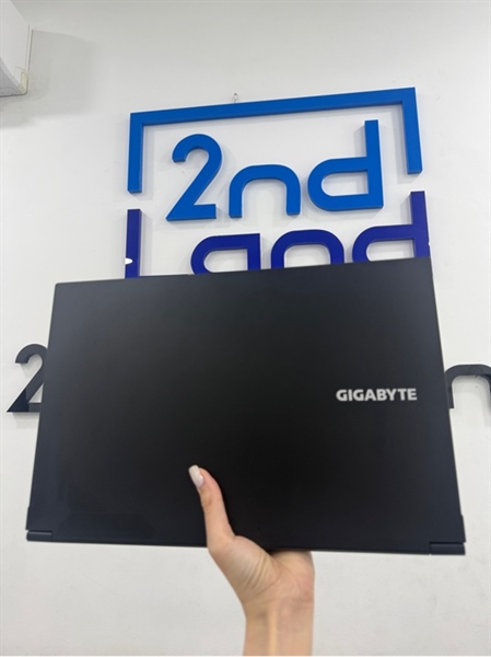 Laptop Gigabyte G5MF - i5 12450H - 16/512GB SSD - RTX 4050 - Màu đen - Pin 36% - Ngoại hình 98% - Kèm Box , sạc 1