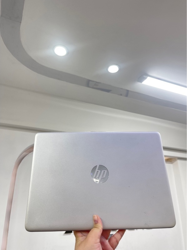 Laptop HP 14-dq2xxx - i3-1115G4 - 4/256GB - Màu xám - Pin 83% - Ngoại hình 97% - Màn ám - Kèm sạc