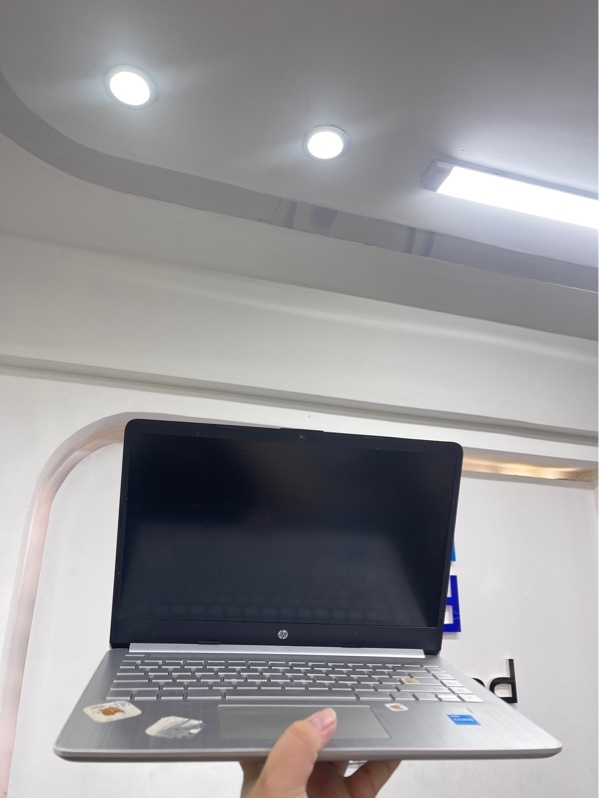 Laptop HP 14-dq2xxx - i3-1115G4 - 4/256GB - Màu xám - Pin 83% - Ngoại hình 97% - Màn ám - Kèm sạc