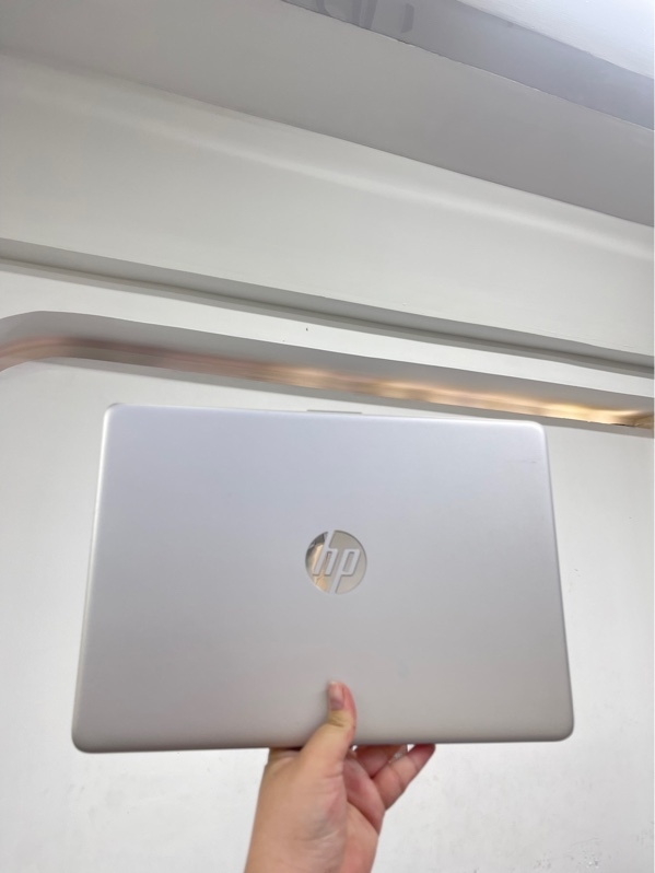 Laptop HP 14-dq2xxx - i3-1115G4 - 4/256GB - Màu xám - Pin 96% - Ngoại hình 97% - Ám nhẹ, 1 đốm phản quang nhỏ - Kèm sạc