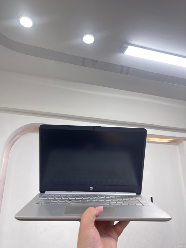 Laptop HP 14-dq2xxx - i3-1115G4 - 4/256GB - Màu xám - Pin 96% - Ngoại hình 97% - màn in phím - Kèm sạc
