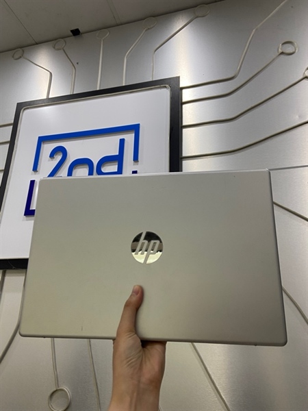 Laptop HP 14 EP0XXX - i7-1355U - Ram 16/512GB - Pin 100% đã thay - Màu bạc - Ngoại hình: 97% - Màn in phím, phản quang, ám hồng viền vừa - Kèm sạc