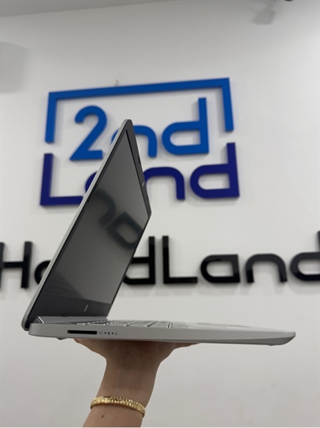 Laptop HP 14S-DQ5XXX - i3 1215U - 8/512GB - Màu bạc - Pin 100% - Ngoại hình 99% - CBH Cells đến 05/26 - Kèm sạc 1