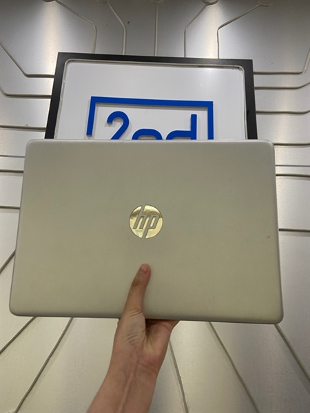 Laptop HP 14S - Pentuim silver N5030 - Ram 4/256GB SSD - Pin chai - Màu bạc - Ngoại hình: 97% - Màn ám xanh, 4 chấm phản quang - Kèm sạc