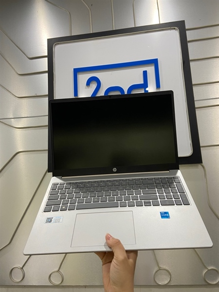 Laptop HP 15-FD0XXX - i3-1315U - Ram 16/256GB SSD - Pin 100% - Chu kì sạc 17 lần - Màu xám - Ngoại hình: 98% - Kèm sạc