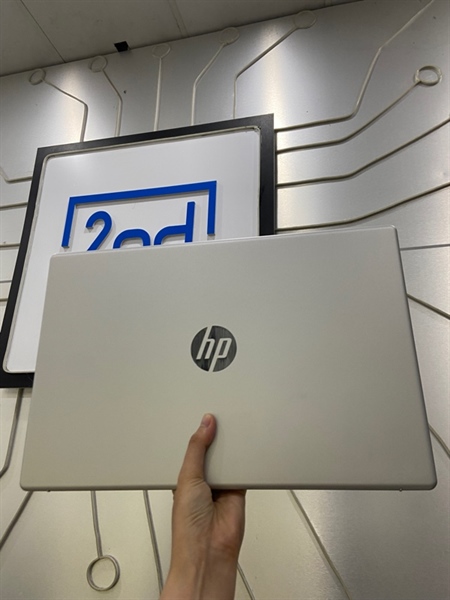 Laptop HP 15-FD0XXX - i5-120U - Ram 16/512GB - Pin 99% - Màu bạc - Ngoại hình: 98% - Kèm sạc
