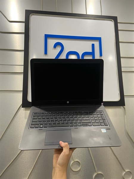 Laptop HP 15G3 - i7-6820 Q - Ram 16GB Quadro M2000M - SSD 256GB HDD 1T - Pin 100% - Màu xám - Ngoại hình: 97.5% - Body - Kèm sạc 1