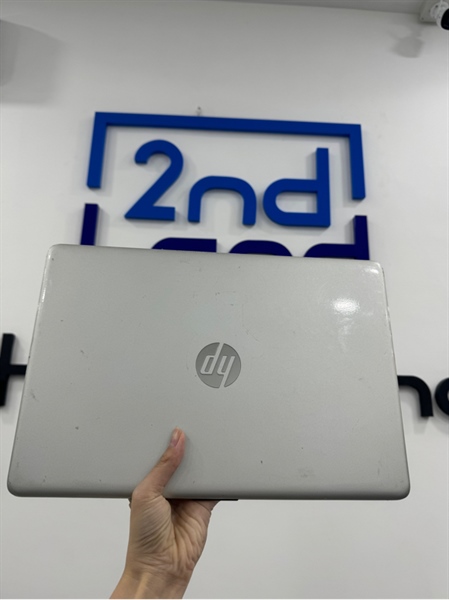 Laptop HP 15S DU0XXX - i3 7020U - Ram 4GB/128GB SSD - Màu bạc - Pin 26% - Ngoại hình 98% - FullBox - Màn ám hồng, nhiều đốm phản quang