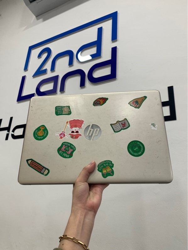 Laptop HP 15S-FBHG2XXX - i5-1135G7 - 8GB/512GB - Màu bạc - - Ngoại hình: 97% - Pin phồng, touchpad + phím lúc nhận lúc không, màn ám vàng nặng, hở sáng, màn trầy, loa rè, bung bản lề, bản lề lỏng - Kèm sạc - SP KHÔNG BẢO HÀNH