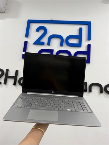 Laptop HP 15S FQ1XXX - i3-1005G1 - 16/256GB - Màu bạc - Pin 100% new - Ngoại hình 98% - Màn phản quang , có vết hằn - Kèm sạc 2