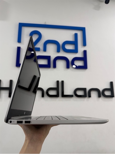 Laptop HP 15S-FQ2XXX - i5 1135G7 - Ram 8/256GB SSD - Màu bạc - Pin 85% - Ngoại hình 97% - màn ám vàng - Kèm sạc 1