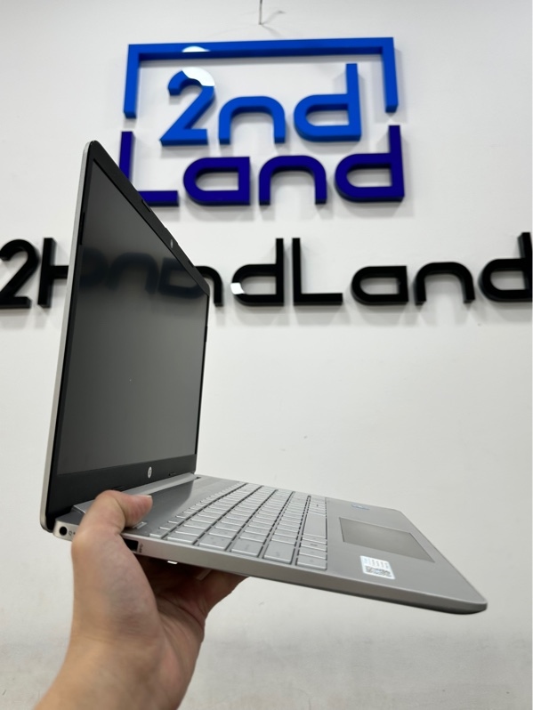 Laptop HP 15S-FQ5xxxx - i3 1215U - Ram 8GB/512GB (92%) - Pin 87% đã thay - Màu bạc - Ngoại hình: 97% - Màn ám phản quan 1 điểm - Kèm sạc