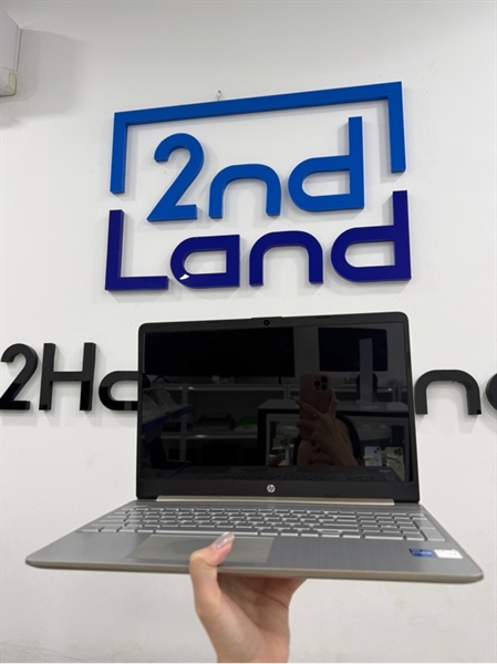 Laptop HP 15S - i7 1165G7 - Ram 8/512GB SSD - Màu vàng - Pin 78% - Ngoại hình 97% - Màn hồng nhẹ, sọc trắng, đốm phản quang - Kèm sạc 2