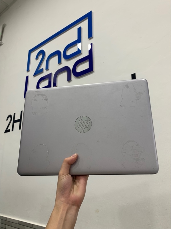Laptop HP 240 G8 - i3-1005G1 - Ram 4GB/256GB SSD - Màu trắng - Pin 70% - Ngoại hình: 97% - Kèm sạc