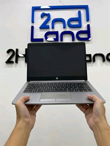 Laptop HP 240 G8 Notebook PC - i5 - 1135G7 - Ram 8/512SSD - Màu bạc - Ngoại hình 97% - Màn ám - Kèm sạc 1
