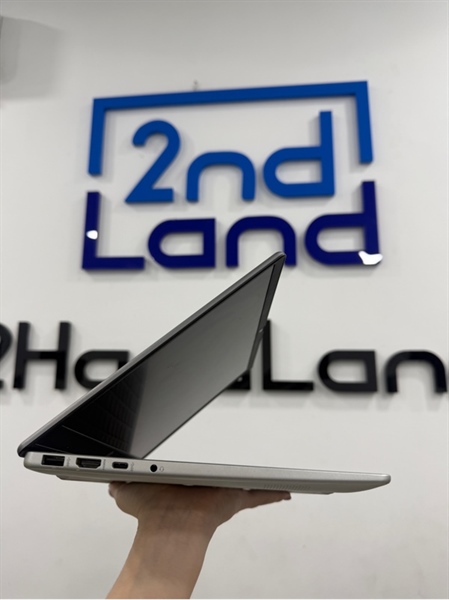 Laptop HP 245 14 inch G10 - Ryzen 5 7530U - 8/512GB - Màu xám - Pin 100% - Ngoại hình 98% - Màn ám viền nhẹ - Kèm sạc 1