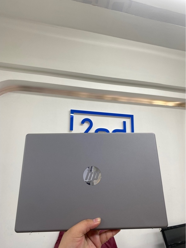 Laptop hp 245 G10 - ryzen 5 7530U - ram 8/512gb ssd - Màu bạc - Pin 100% - Ngoại hình 98% - Kèm sạc