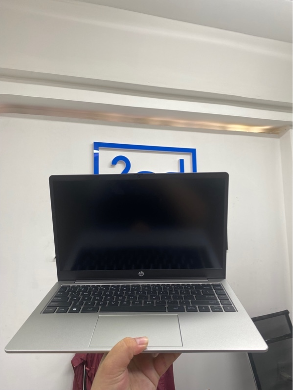 Laptop hp 245 G10 - ryzen 5 7530U - ram 8/512gb ssd - Màu bạc - Pin 100% - Ngoại hình 98% - Kèm sạc