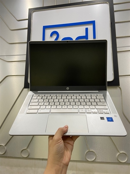 Laptop HP Chromebook 14A NA0021NR - Chrome Os - Intel Celeron N4000 - Ram 4/32 GB - Màu trắng - Ngoại hình: 98% - Body - Kèm sạc 2
