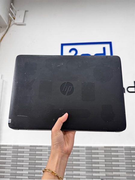 Laptop HP Elite book 840G2 - i5-5300U - 8/240SSD - Màu bạc - Pin 70% - Ngoại hình: 97% - Màn ám hồng, liệt 1 phím mũi tên - Body, kèm sạc