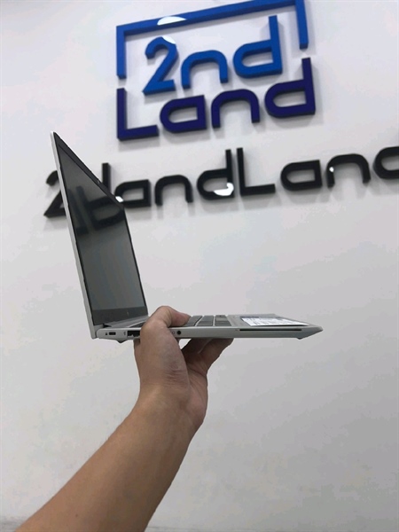 Laptop HP Elitebook 630 G9 i5 1235U - i5 1235U - 8/256GB SSD - Màu bạc - Pin 80% 174 lần sạc - Ngoại hình 96% - màn ám phản quang nhẹ - Kèm sạc 2