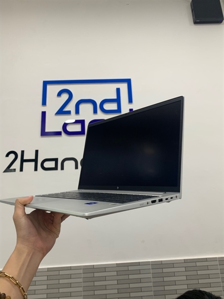 Laptop HP EliteBook 650 - i7-1355U - 10/512 SSD - Màu bạc - Pin 93% - Ngoại hình: 98% - Body, kèm sạc - Còn bảo hành 2
