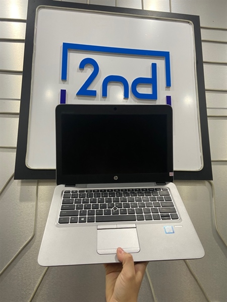 Laptop HP Elitebook 820 G3 - i5-6300U - Intel HD Graphics 520 - Ram 8/256GB SSD - Pin 100% đã thay - Màu xám - Ngoại hình: 97.5% - - Body - Kèm sạc 1
