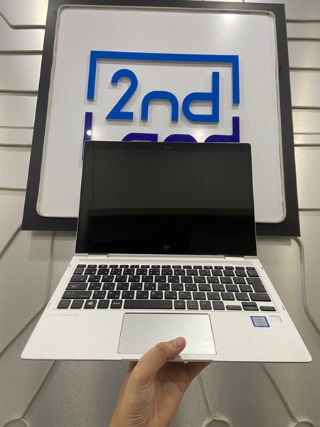 Laptop HP Elitebook X360 1020G2 - i5-7200U - Ram 8/256GB SSD - Pin 62% - Phím nhật - Pin 62% - Màu bạc - Ngoại hình: 97% - Kèm sạc 1