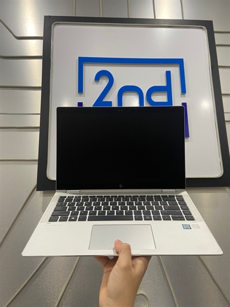Laptop HP Elitebook X360 1040 G5 - i7-8850U - 8/256GB - Màn cảm ứng - Pin 73% - Màu bạc - Ngoại hình: 97% - màn ám vàng , hở sáng viền - Body - Kèm sạc 1